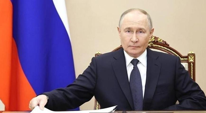 Putin, Rusya’dan külçe altın ihracatını yasakladı
