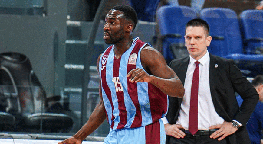 Bahçeşehir Koleji, deplasmanda Trabzonsporu farklı geçti