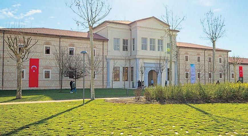 Raflar arasında Türkiye rotası