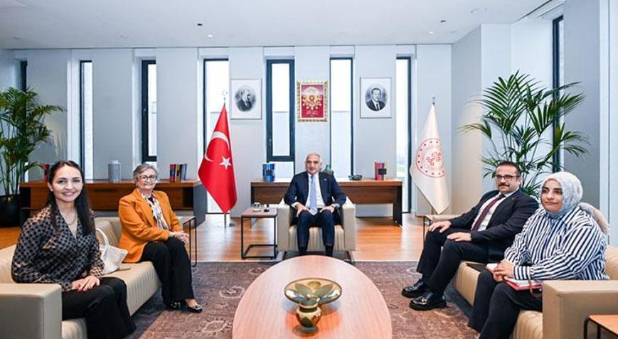 Kütüphaneler için güç birliği Bakan Ersoy’dan yeni nesil model vurgusu