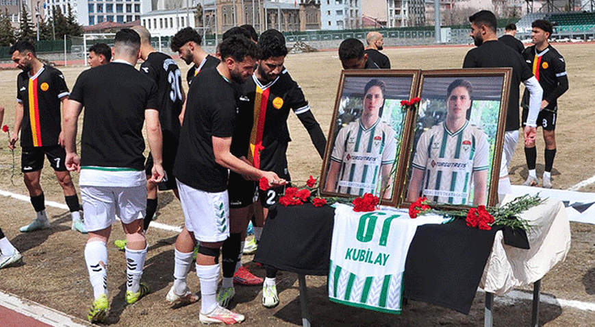 Öldürülen futbolcu Kubilay Kaan Kundakçı, Kars 36 Sporun maçında anıldı
