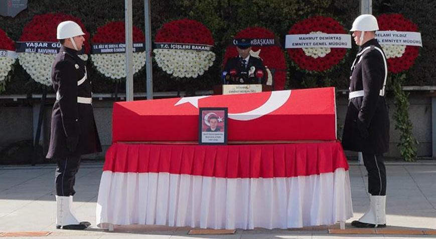 Şehit polis Mustafa Aydın için İstanbul Emniyet Müdürlüğünde tören