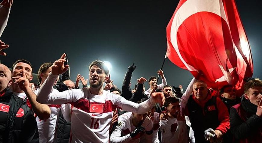 Dünya Kupasına katılma hakkı kazanan A Milli Takımına tebrik mesajları