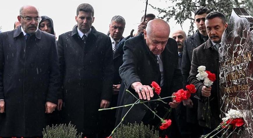 MHP lideri Bahçeliden Alparslan Türkeş için anma mesajı