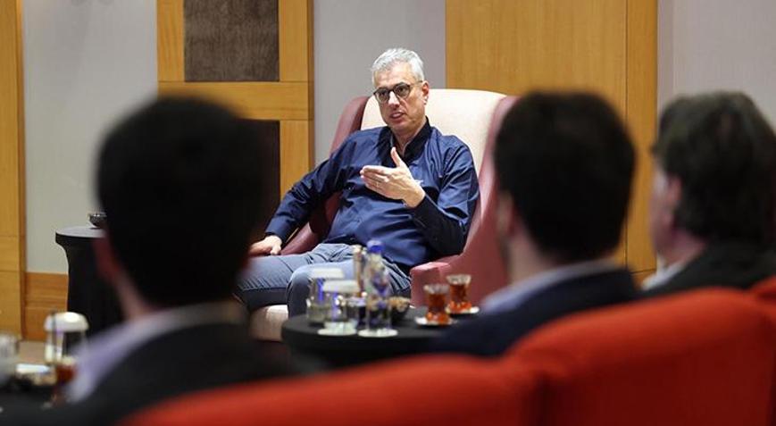 Bakan Memişoğlu, sağlık sektörünün temsilcileriyle bir araya geldi Yeni yönetmelikleri ele aldık