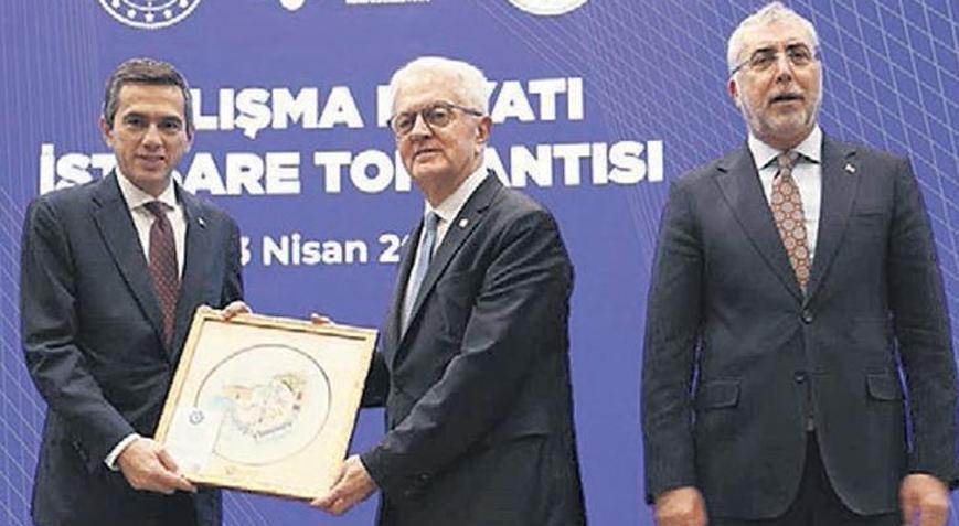 Kamu ve iş dünyası İzmir’de buluştu