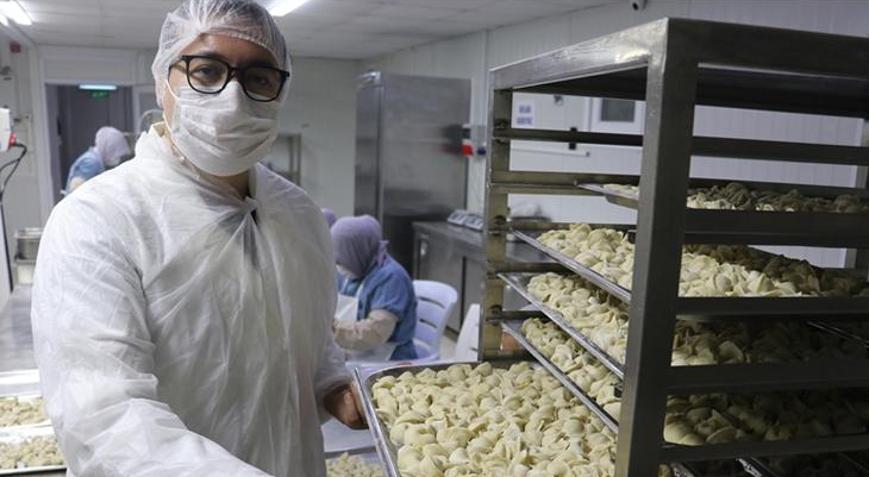 Tatilde tattığı mantıdan yola çıktı Kendi imalathanesini kurdu