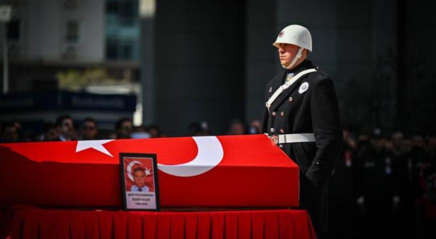 İstanbulda trafik kazasında şehit olan polis Seçkin Yalçın son yolculuğuna uğurlandı