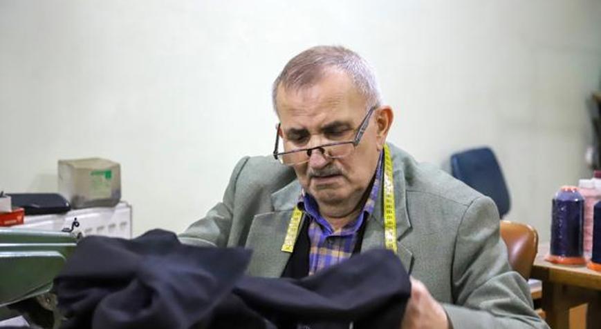 56 yıldır terzilik yapıyor Dükkanımda öleceğim diyen ustanın yarım asırlık hikayesi