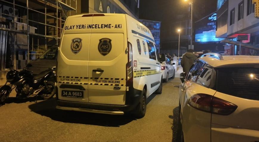 Ümraniyede iş yerine silahlı saldırı: 1i ağır 4 yaralı