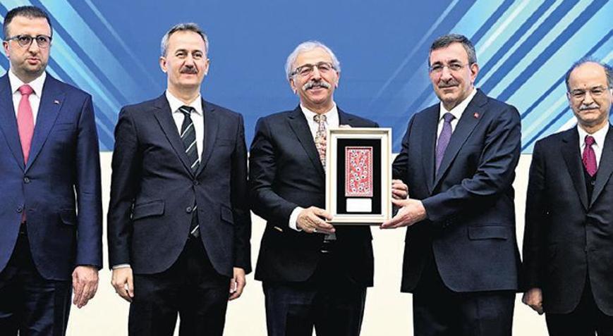 Cumhurbaşkanı Yardımcısı Yılmaz: Türkiye, savunma sanayiinde devrim yaşadı