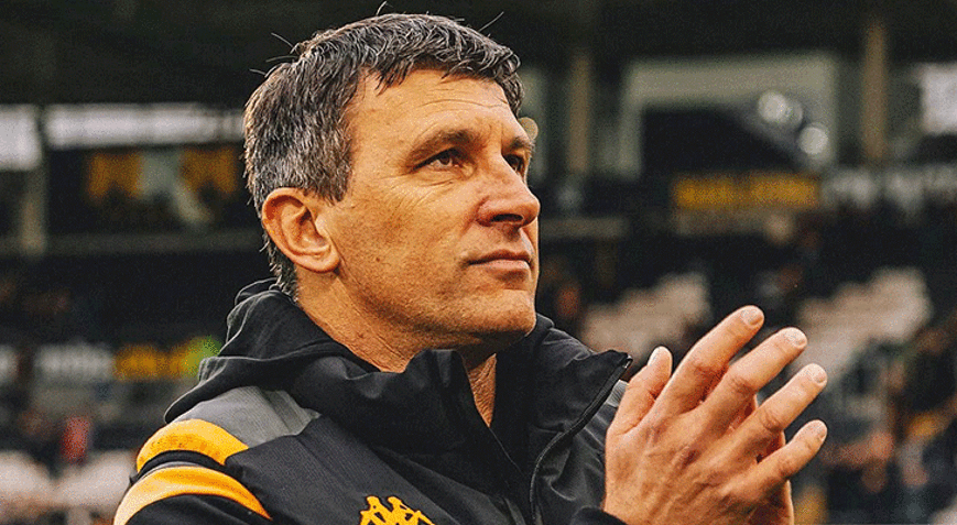 Hull City Teknik Direktörü büyük ödüle aday