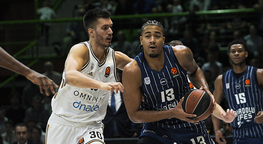 Euroleaguede Anadolu Efes, Dubai Basketballı mağlup etti
