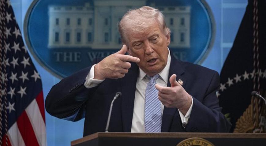 Trump, köprüleri bir kez daha attı ‘Çin dahil yakaladığımız ülkeye ağır vergi uygulayacağız’
