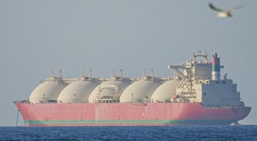 Hürmüzden gemi geçişleri ateşkes sonrası geriledi