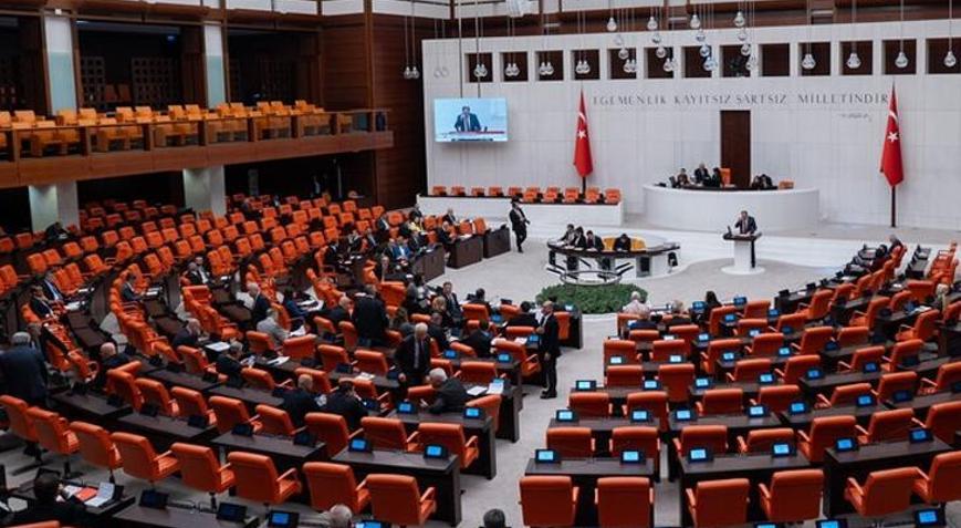 Sosyal medyaya ve doğum iznine yönelik düzenlemeleri de içeren kanun teklifi TBMM Genel Kurulunda