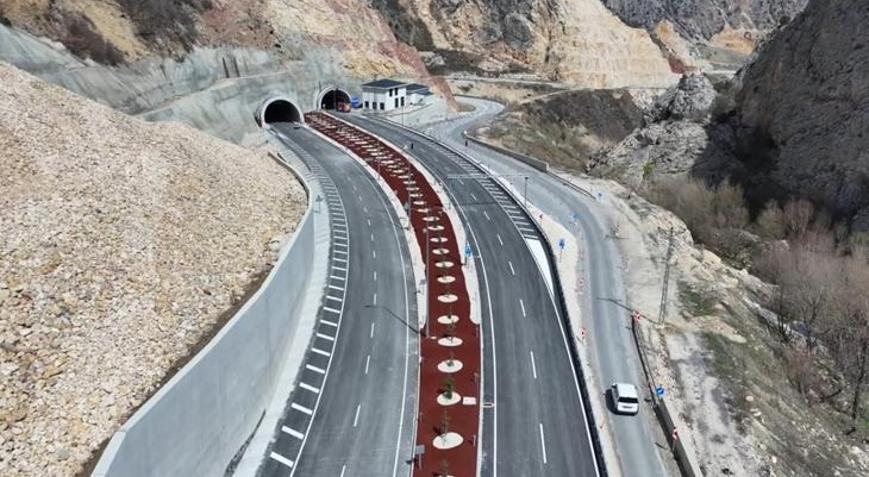 Yeni otoyol ve tünel yarın hizmete giriyor Yol süresi 15 dakikaya düşecek