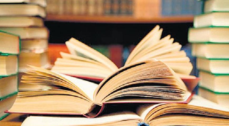 Kişi başına sekiz kitap
