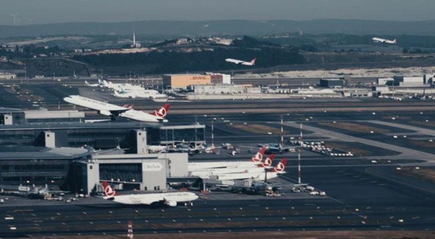 İstanbul Havalimanında üçlü pist operasyonları bir yıldır hizmette: Uçuş mesafelerinde iyileşme