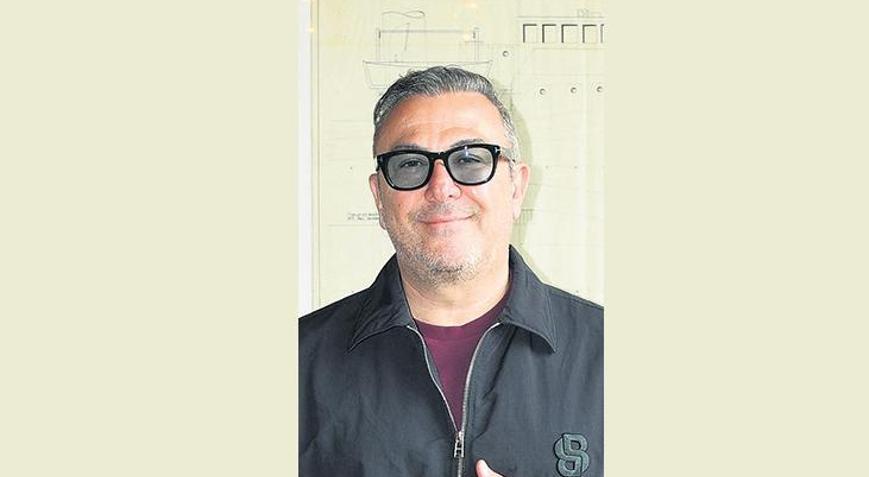 Remos’tan Türkçe şarkı sürprizi