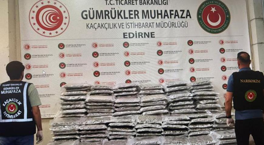 2 ayrı operasyonda 420 kilogram uyuşturucu ele geçirildi