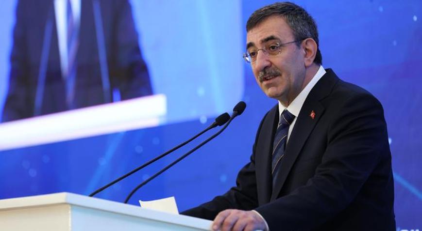 Cumhurbaşkanı Yardımcısı Yılmazdan Hürmüz Boğazı açıklaması