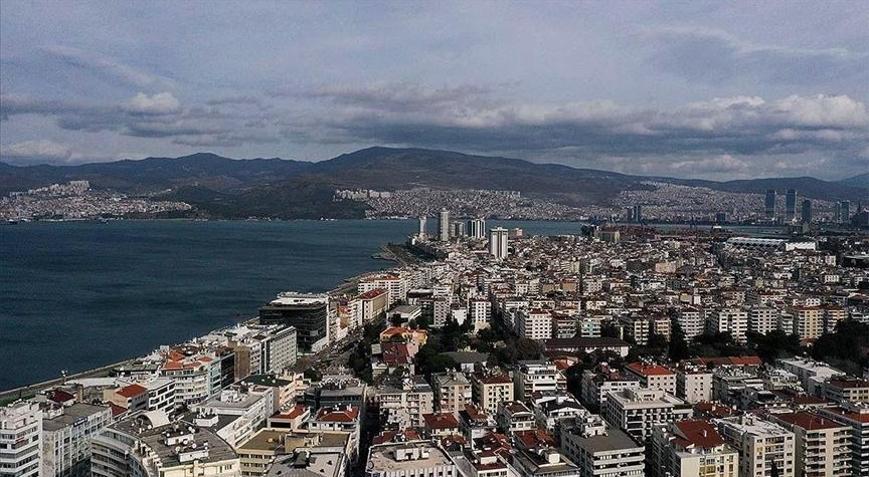 İzmirde 23 Nisan heyecanı Kültür sanat etkinlikleri sanatseverlerle buluşacak