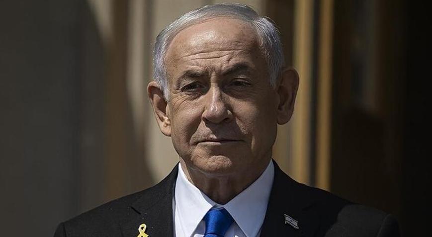 Netanyahunun yolsuzluk davasında kritik karar İsrail mahkemesi ifade işlemlerini erteledi