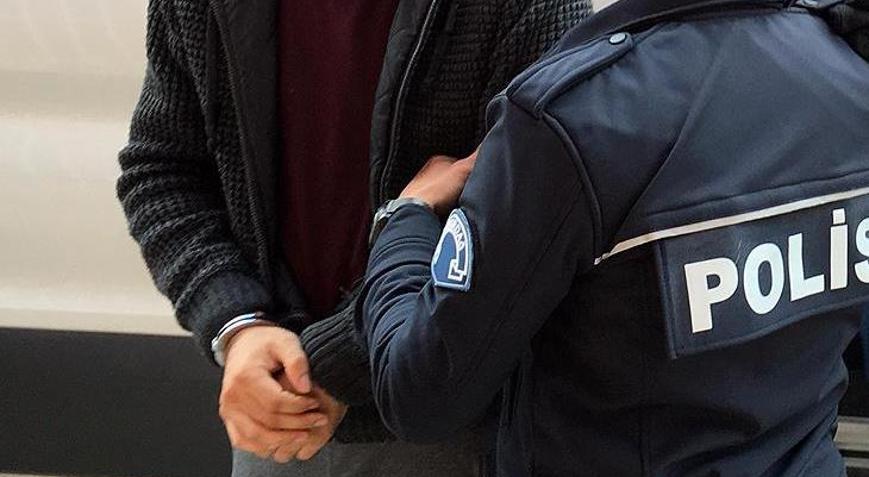 İstanbulda uyuşturucu satıcılarına yönelik operasyonda yakalanan 16 zanlı tutuklandı