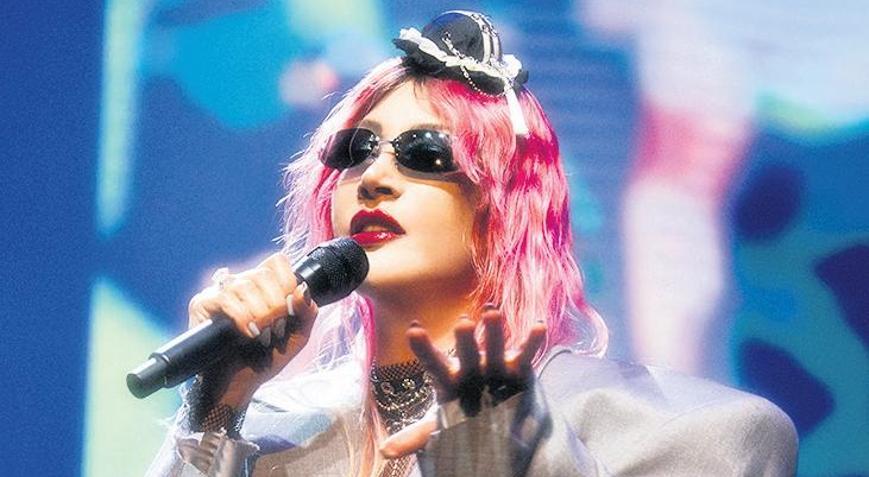 Hande’den tavsiye: İki bakışa kanmayın