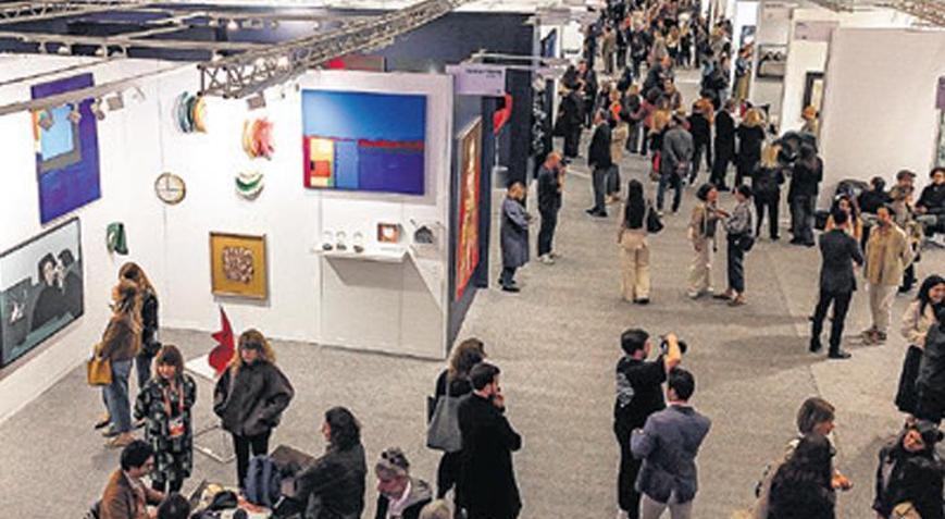 CI Bloom’a 11 bin ziyaretçi