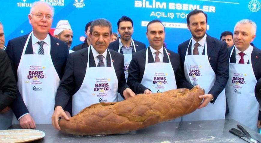 Bakan Kacır: ‘Esenler’e muhteşem bir teknopark kazandırıyoruz’