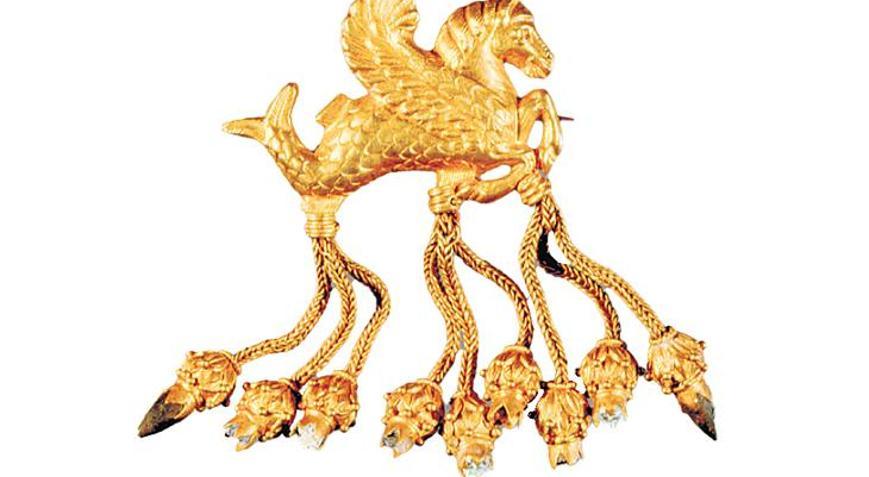 Kanatlı Denizatı ve altın taç örnekleri