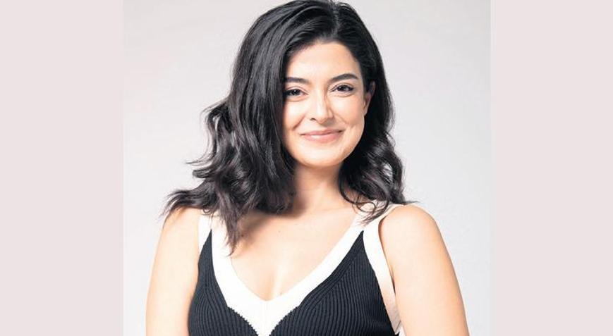 Turan yönetmen koltuğunda