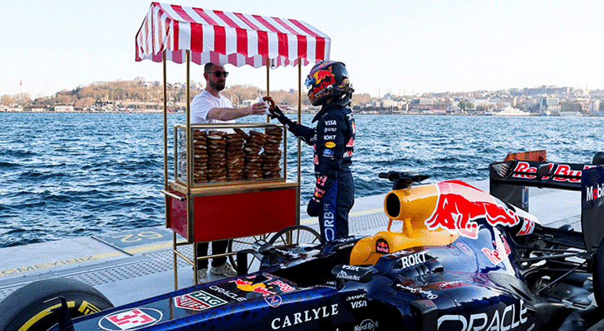 Yuki Tsunoda Formula 1i tanıttı, herkesin sempatisini topladı