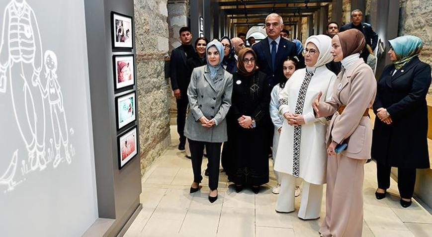 Emine Erdoğan, Rami Çocuk ve Sanat Bienalinin açılışına katıldı