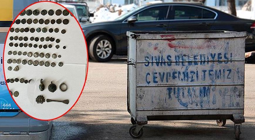 Tozu sildi, servet ortaya çıktı Çöplükten çıkan hazine şaşırttı