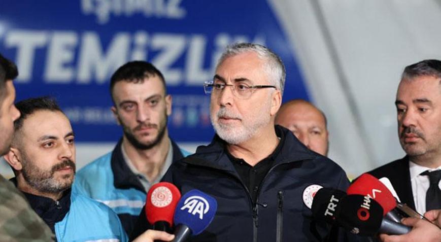 Bakan Işıkhan, 1 Mayısı işçilerle karşıladı