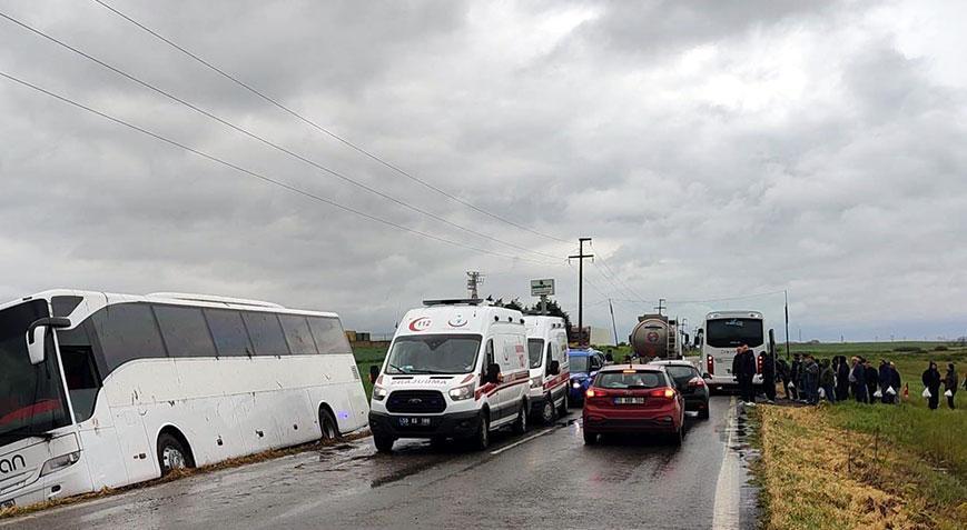 1 Mayıs kutlamalarına giden işçiler ölümden döndü Otobüs yoldan çıktı; 1 yaralı