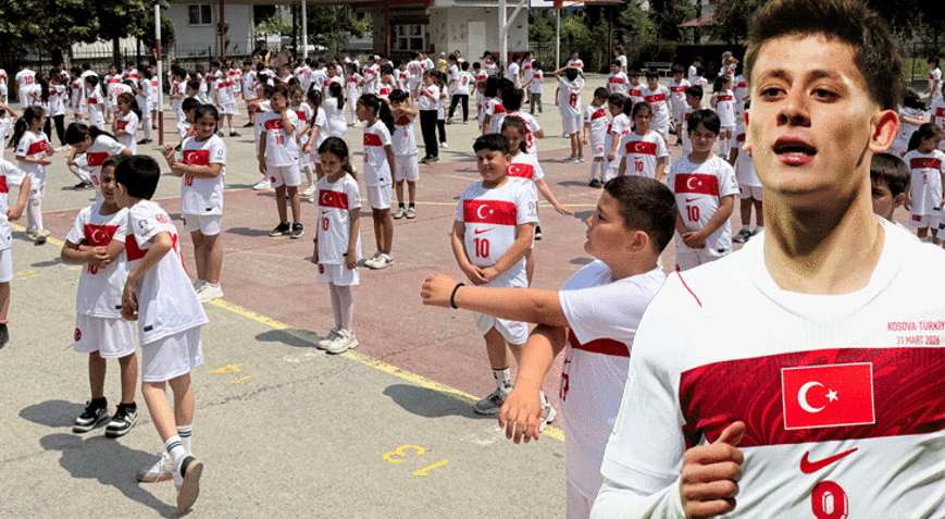 Mersinli öğrencilerin okul davetine Arda Gülerden yanıt