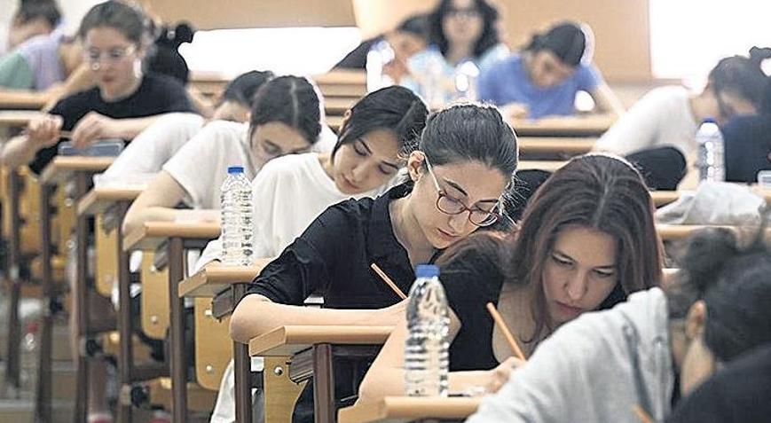 Uzmanlardan son düzlükte YKS-LGS önerileri Kaygıyı bırak stratejiye odaklan