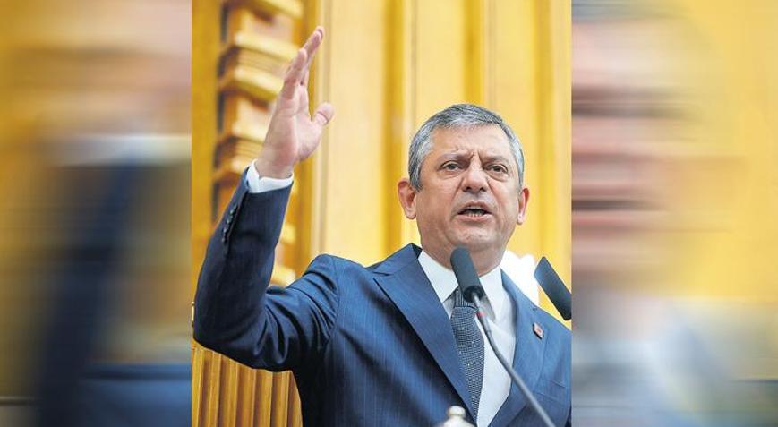 ‘Gemi böyle yüzmez, kaptan değişecek’