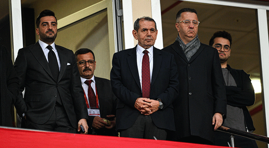 Galatasarayda Dursun Özbek, Ali Sami Yenin arkasına yerleşmeye hazırlanıyor