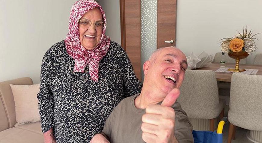 Bodrum katındaki 22 yıllık karanlık son buldu Fedakar anne ve felçli oğlu sonunda güneşe kavuştu