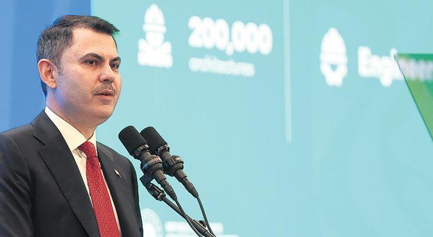 ‘Tarihin en büyük yeniden inşa sürecini yürütüyoruz’