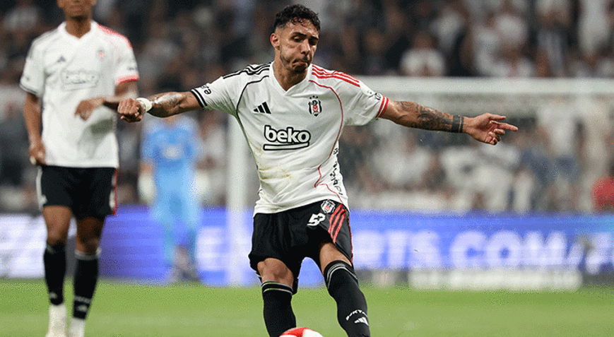Trabzonspor maçı öncesi Beşiktaşta Emirhan Topçu kadrodan çıkarıldı