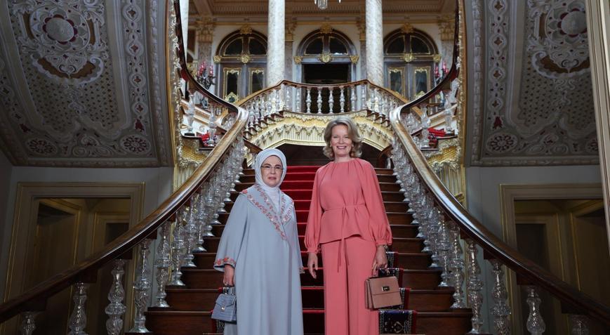 Emine Erdoğan, Belçika Kraliçesi Mathildeyle bir araya geldi