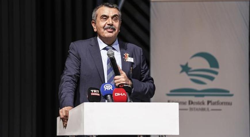 Bakan Tekin: Milli şuurumuz, milli bilincimiz her daim zinde olmalı