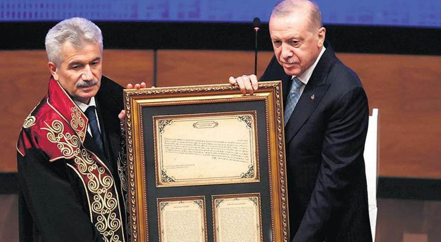 Cumhurbaşkanı Erdoğan’dan ‘yeni anayasa’ vurgusu: Anayasa özlemi dinmedi