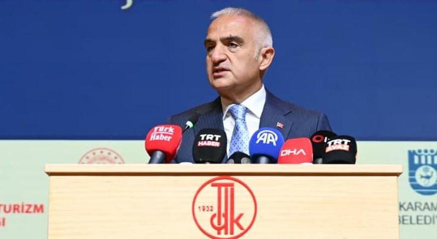 Bakan Ersoy: Diline sahip çıkan millet geleceğine sahip çıkar